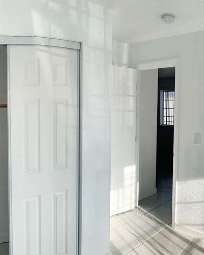 Private room for rent on Evers Ave $month Main Photo