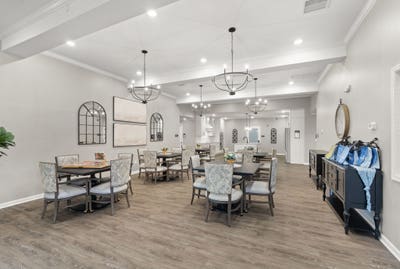 Refined Assisted Living in New Albany | Private L Main Photo