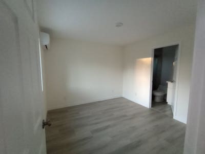 Master BR with own bath in brand new house Main Photo