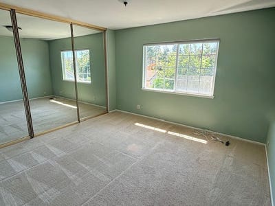 Flora Room 2 Main Photo