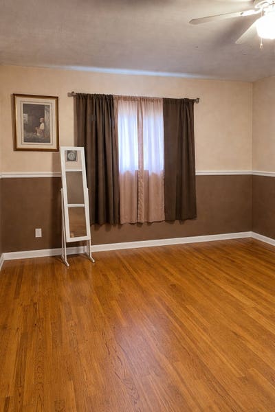 Room to rent in my home Main Photo