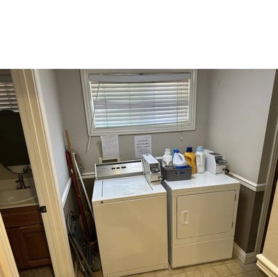 Starting School ?? _ Student Dorms Available Main Photo