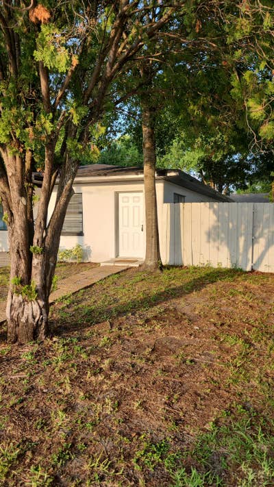 Private Unit Near Downtown Tampa Utilities Inc Main Photo