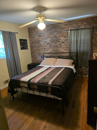 Room for rent Main Photo