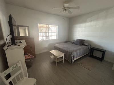 Furnished room for rent  Main Photo