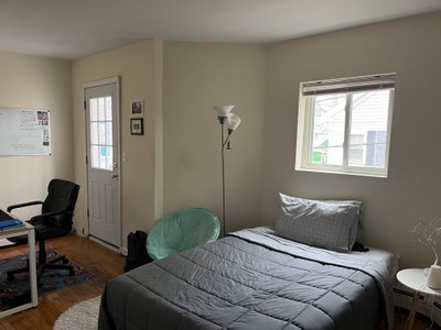 Room for Rent in Central Square, Cambridge Main Photo
