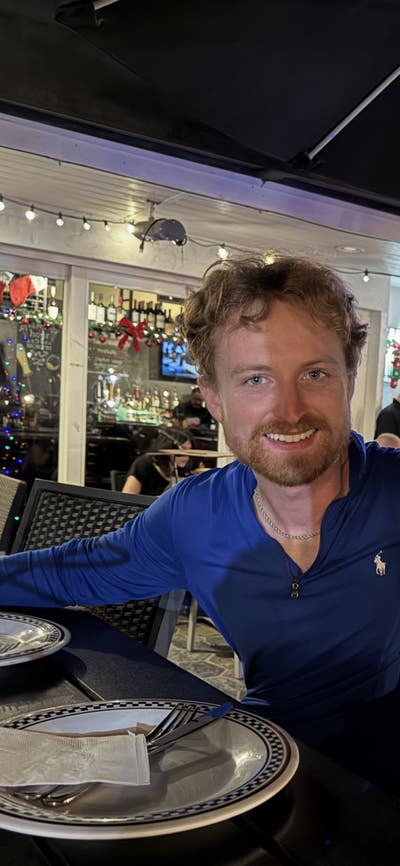 Looking for chill roomate Main Photo