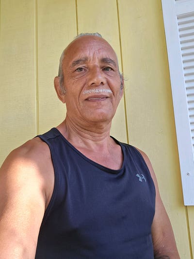 I am a male aged 66. I am looking for a small... Main Photo