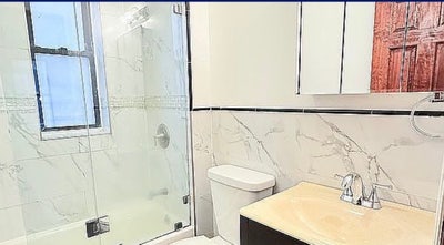 Cozy and Clean Room Main Photo