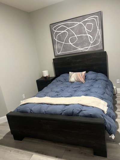 Room for Rent! Utilities included. Parking.  Main Photo