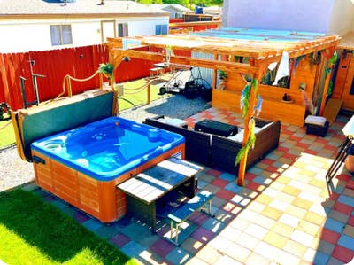 Private room - Utilities & Breakfast included Main Photo