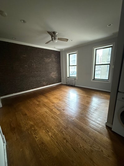 Stunning 3 Bed/2 Bath Apartment in Manhattan Main Photo