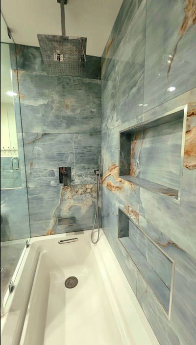 Private Room and Spacious Modern Bath in Quiet Re Main Photo