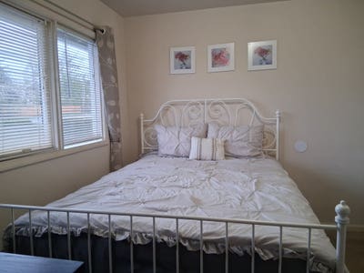 Spacious Bed in a room #2 for rent Main Photo