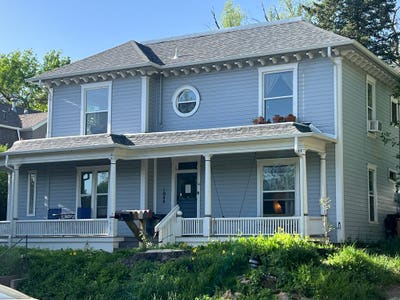 Charming Mapleton Hill Apartment Main Photo