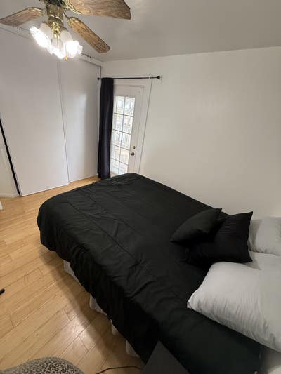 Room for Rent – Private Bath | Paradise Hills 9213 Main Photo