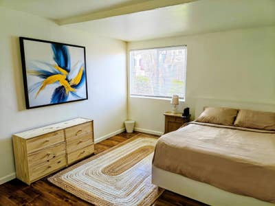 Private Bedroom 3bed 1bath Full sized Bed Main Photo