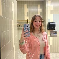 Room wanted in Elgin, IL Main Photo