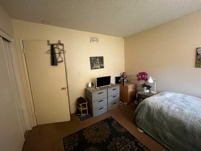 Affordable room for Rent Main Photo