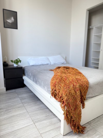 Ultra Modern Room in Downtown Miami Main Photo