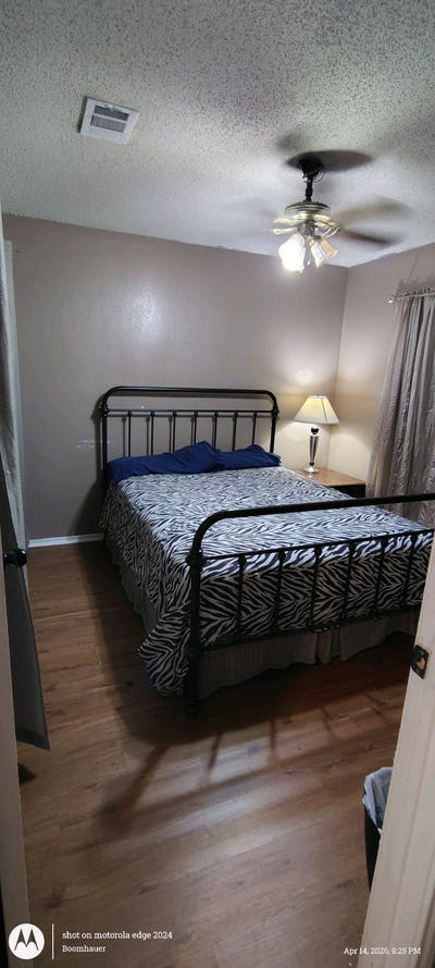 Room for rent in Rowlett right on lake Ray Hubbard Main Photo