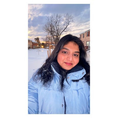 24 year old female looking for North Hollywood Main Photo