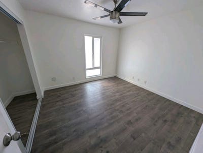 Room in Costa Mesa with easy access to 405 and 55 Main Photo