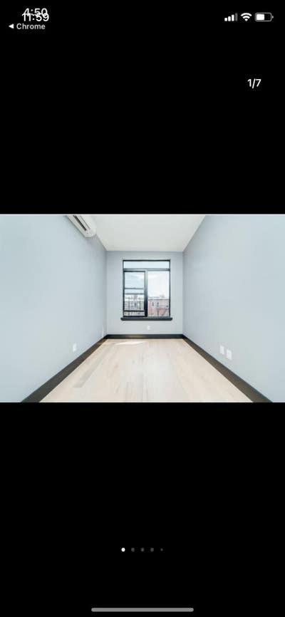 East Williamsburg Bedroom w Ensuite Bathroom Main Photo