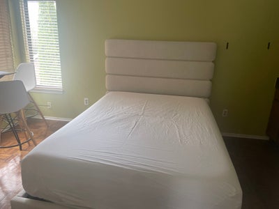 1 Bedroom/Bath in West Bloomfield Condo Main Photo