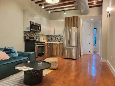 Rooms in Stunning 4 Bed 1.5 Bath! in-Unit Laundry! Main Photo