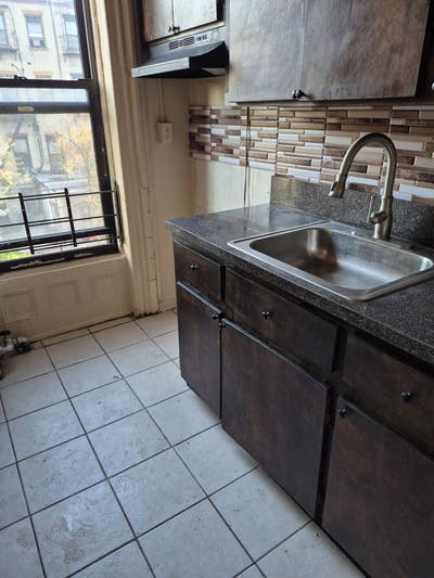 2 room for rent. Main Photo