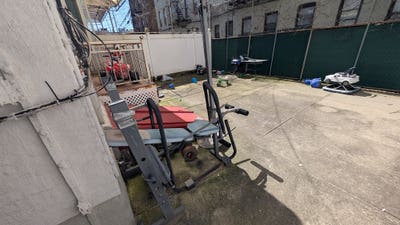 Charming Single Unit w Backyard in Brooklyn | Avai Main Photo