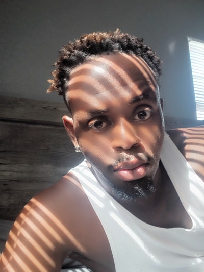 Room wanted in Tampa, FL Main Photo