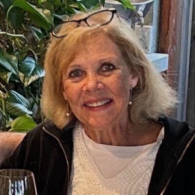 Easy going, happy, active, fun, dancing, kind woma Main Photo