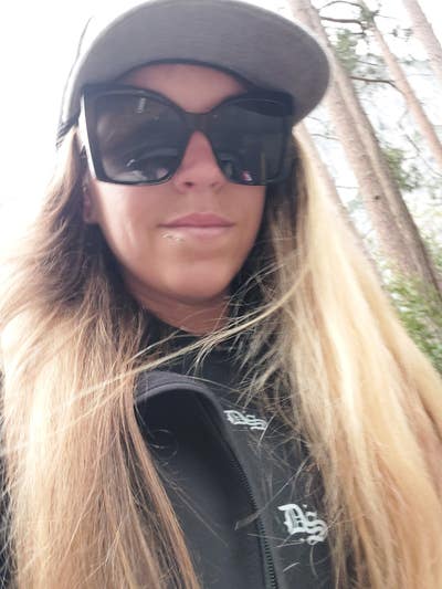 32/33 year old couple looking for a room in LA Main Photo