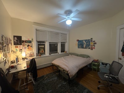 Spacious, sunlit room in Allston/Brighton! Main Photo