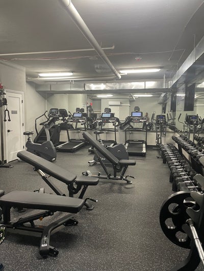 Short term accommodation available in Jersey City Main Photo