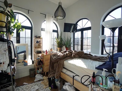 Room for rent in Brooklyn!  Main Photo