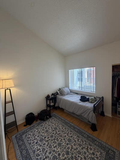 Private Bedroom and Bathroom in 2b/2b Townhouse Main Photo