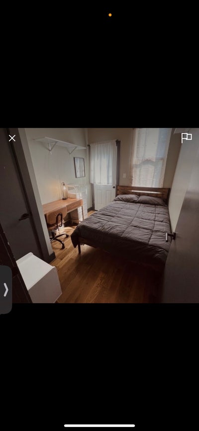Room in bushwick/queens area close to L!  Main Photo