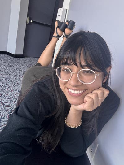 Professional Woman Looking for a Room/Roommates!☺️ Main Photo