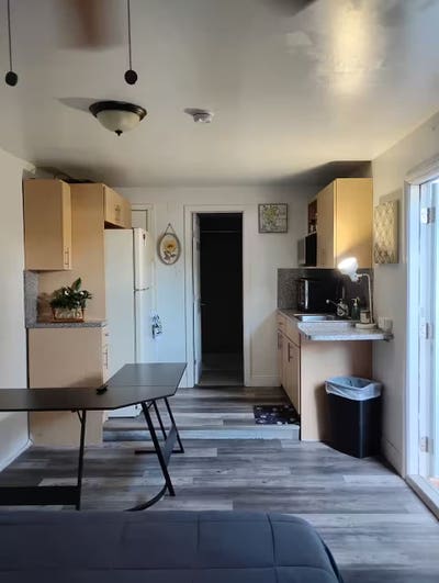 Private Apartment Near Airport Main Photo