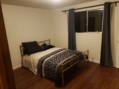Furnished bed roomshared bath in prime LynnwoodBo Main Photo