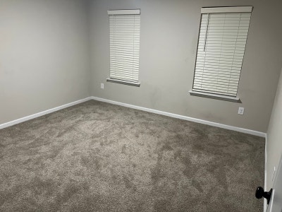 Cozy Room for rent in single family home Main Photo