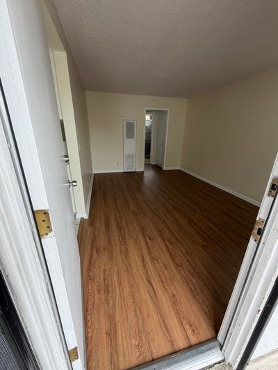 Charming Single Unit in Whittier | 7737 Bright Ave Main Photo
