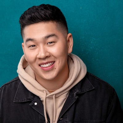 Responsible 30 year old looking for a room Main Photo