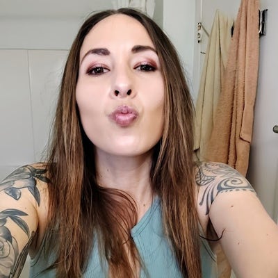 Female looking for a room in Pomona ASAP Main Photo