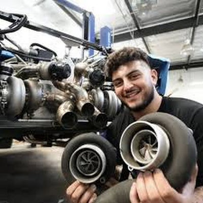 25 year old male looking for a room in LA Main Photo