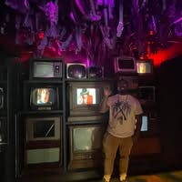 Room wanted in Naperville, IL Main Photo