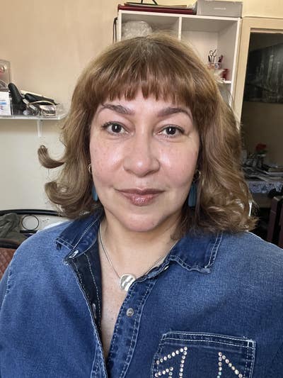 I am a busy woman, I work and study  in NYC. ... Main Photo